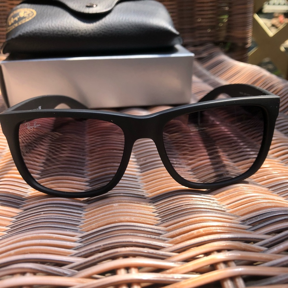 Ray-Ban Justin Classic (Black)